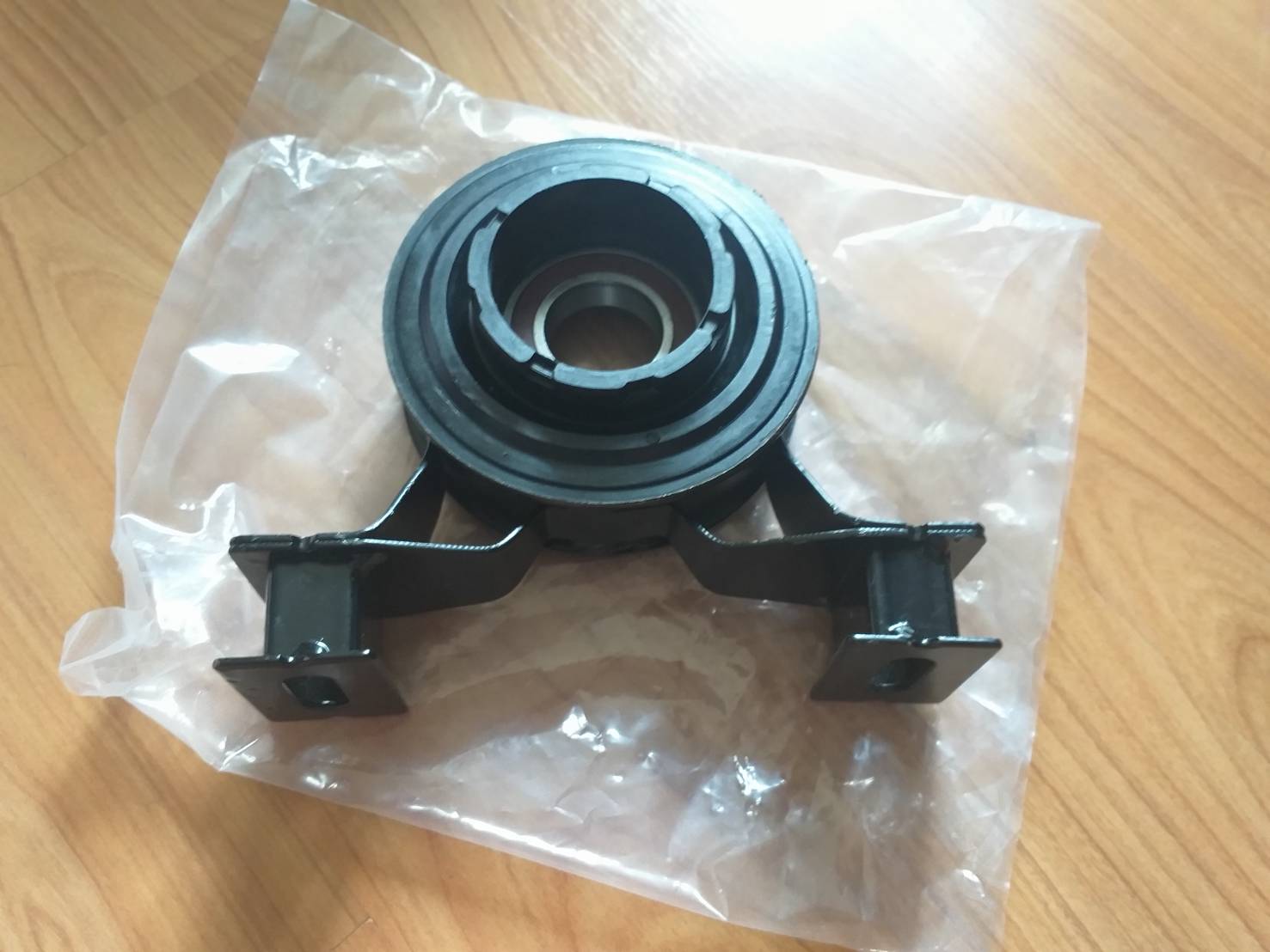 ยอยตุ๊กตาเพลากลาง (PROPSHAFT CENTRE BEARING) LAND ROVER Freelander 1 เบนซิน (ขายาว)