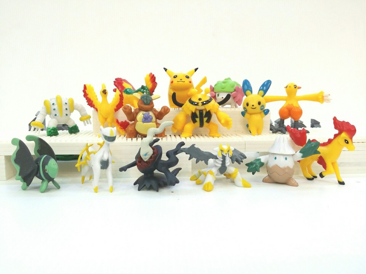4 cm Action Figure Key Holder Pocket Monster Pokemon Pikachu Set 15 pcs Model โมเดล แอ๊คชั่น ฟิกเกอร์ โปเกมอน
