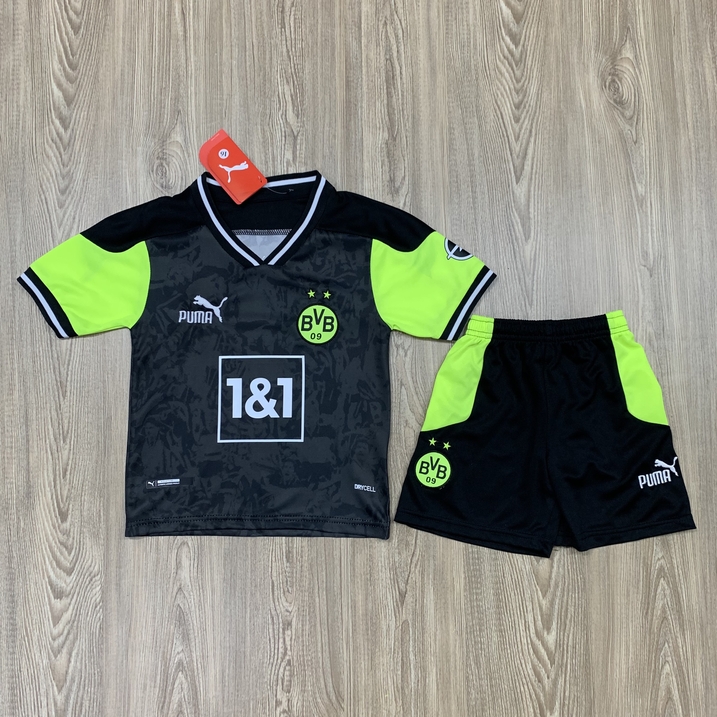 ชุดฟุตบอลเด็ก ชุดบอลเด็ก ชุดกีฬาเด็ก ชุดเด็ก เสื้อทีม Dortmund ซื้อครั้งเดียวได้ทั้งชุด (เสื้อ+กางเกง) ตัวเดียวในราคาส่ง สินค้าเกรด AAA