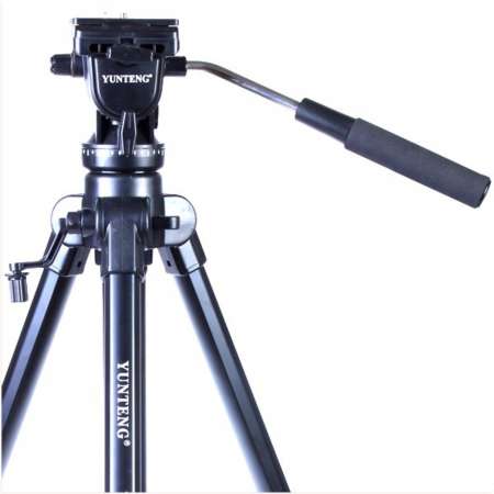 YUNTENG ขาตั้งกล้อง รุ่น Yunteng VCT-880 (สีดำ)  แถมตัวจับมือถือ มูลค่า 129 บาท 1 อัน 