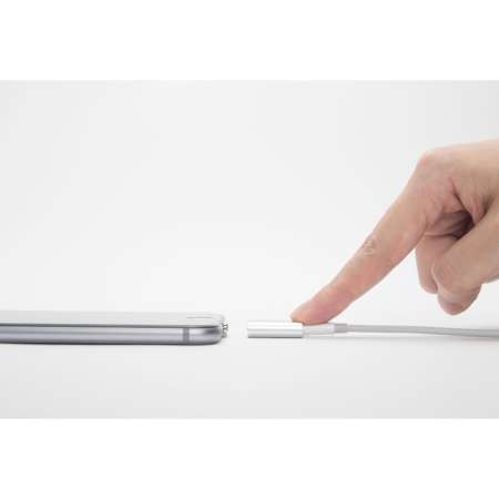 สายชาร์จชนิดหัวแม่เหล็กดูด Micro USB สำหรับโทรศัพท์ Android /สีขาว พร้อมหัวชาร์จ