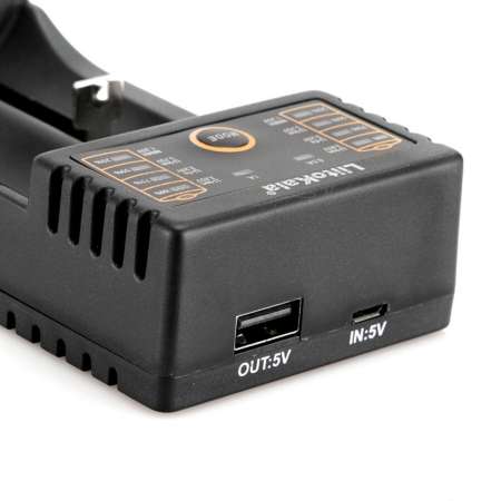 เครื่องชาร์จถ่านและเป็น power bank ในตัว จ่ายไฟผ่านช่อง USB 5V1A USB Smart Universal Battery Charger 202 เครื่องชาร์จถ่านและเป็น power bank ในตัว จ่ายไฟผ่านช่อง USB 5V1A USB Smart Universal Battery Charger 202