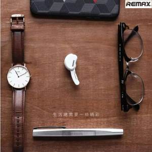 Remax Small Talk Bluetooth Headphone หูฟังบลูทูธไร้สาย รุ่น RB-T10