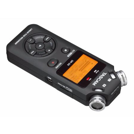 Tascam DR-05 V2 High Resolution Handheld Portable Digital Audio Recorder เครื่องบันทึกเสียงดิจิตอล รับประกันศูนย์ Tascam 1 ปี แถมฟรี หูฟัง มูลค่า 490 บาท