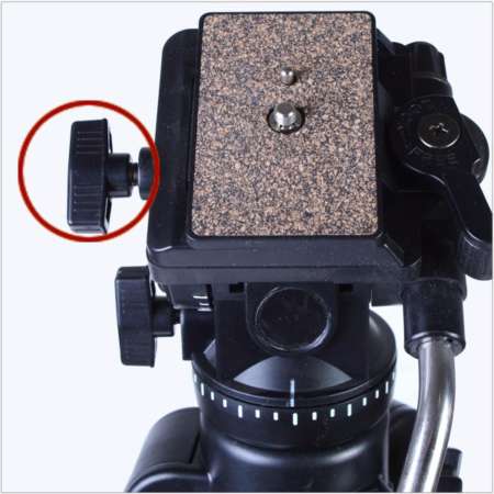 YUNTENG ขาตั้งกล้อง รุ่น Yunteng VCT-880 (สีดำ) แถมขาตั้งโทรศัพท์ 1 PCS