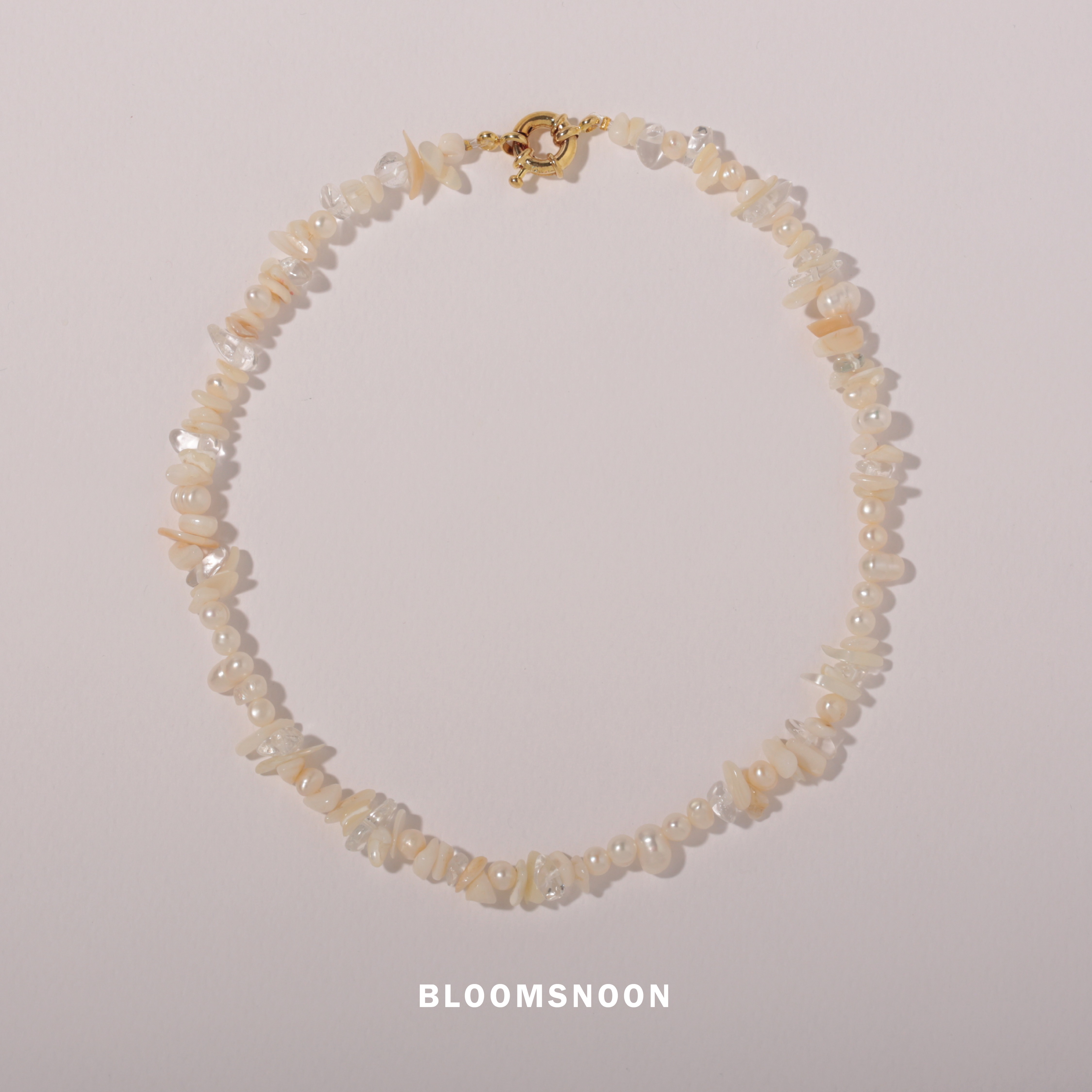 Bloomsnoon สร้อยคอมุก Iris Necklace