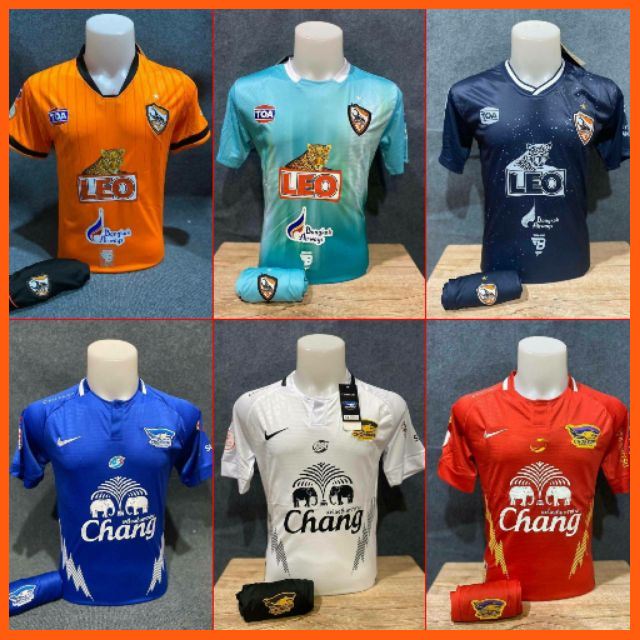 Best Seller, High Quality ชุดกีฬา รุ่นใหม่ล่าสุด เสื้อ + กางเกง Sport Uniform Football Uniform Liverpool Team Sport Shirts Sport Pants Uniform for Exercise Product High quality for you.