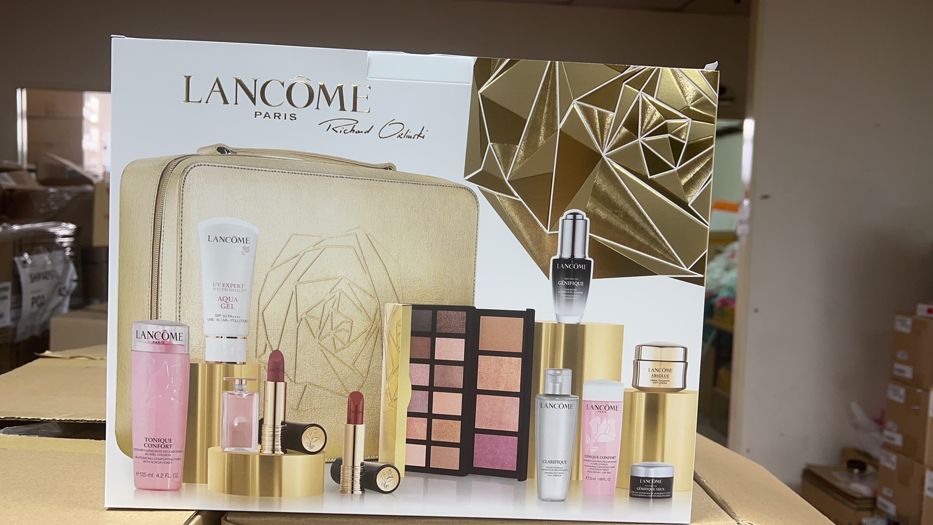 Beauty box Holiday 2022 limited edition เซ็ตของขวัญประจำปี Lazada.co.th