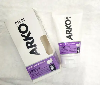 Arko 50 ml. Men Sensitive After Shave Cream. Arko Men After shave cream restores the moisture that is lost during the shave and nourishes the skin with vitamins. It moisturizes and soothes shaving rashes.