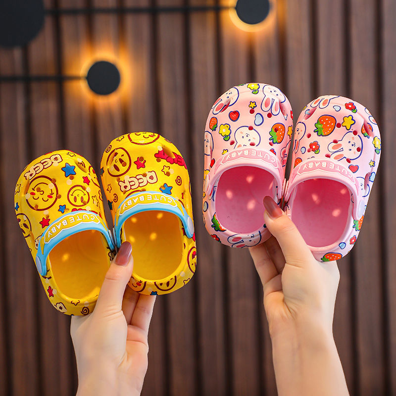 (จุด) รองเท้าแตะเด็กฤดูร้อนเด็กผู้หญิง 1-3 ปีพื้นนิ่มกันลื่นรองเท้าเด็กก้นหลุมรองเท้าเด็กบ้านเด็ก BG-201