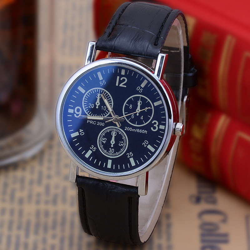 นาฬิกาข้อมือผู้ชายสายแก้วสีฟ้าควอตซ์ hpz