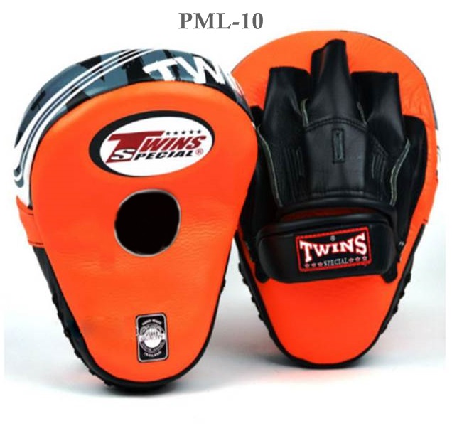 Twins Special Focus mitts  punching PML-10 Orange Genuine Leather for Training Muay Thai MMA K1 เป้ามือทวินส์ สเปเชี่ยล แบบทรงโค้ง สีส้ม หนังแท้ สำหรับเทรนเนอร์ ใช้ฝึกซ้อมนักมวย