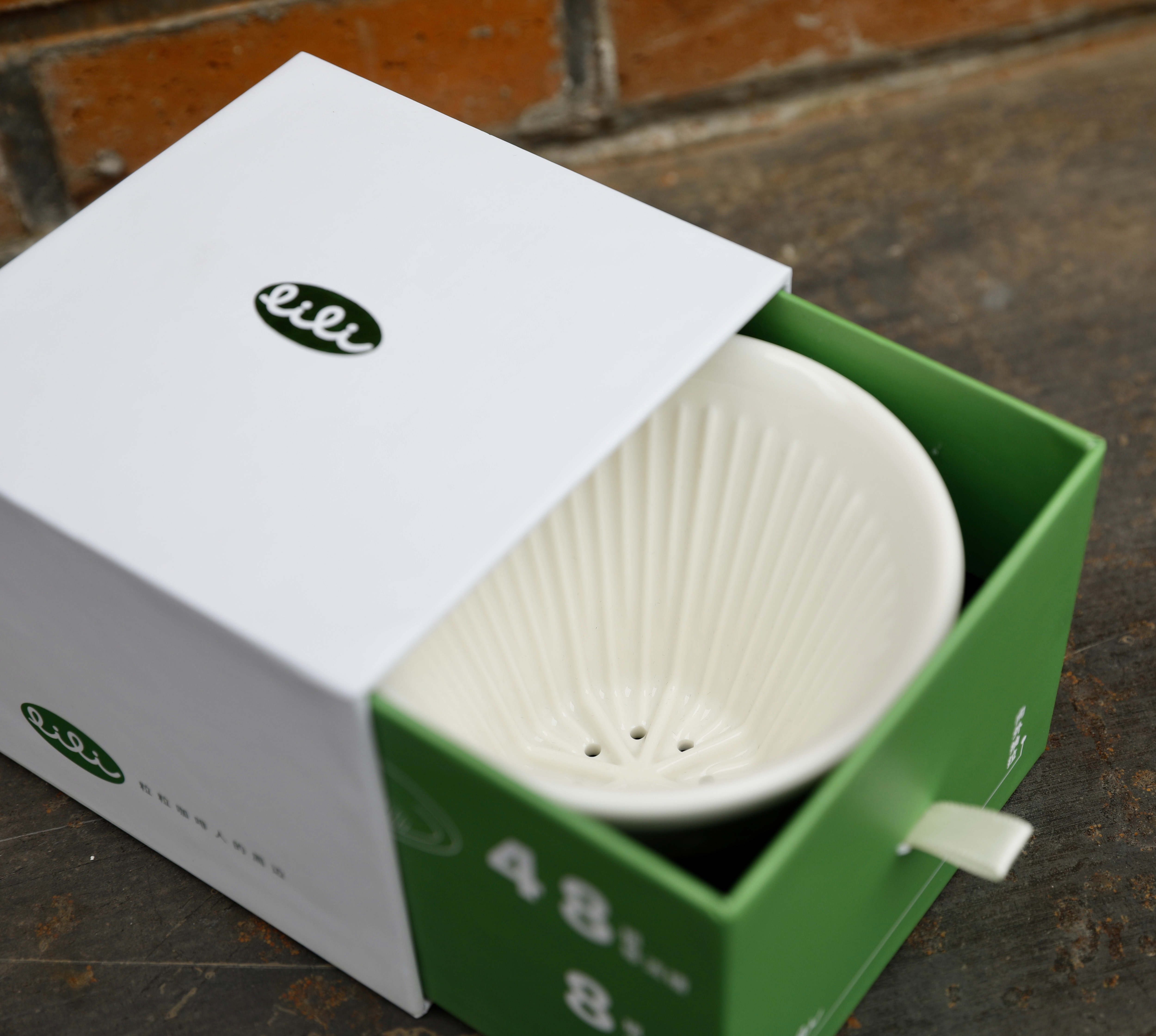 LILI Dripper Mini LILI Dripper ที่กรองกาแฟ ดริปเปอ ยี่ห้อ ลิลี่ Flat Bottom (ก้นแบน) MixASale