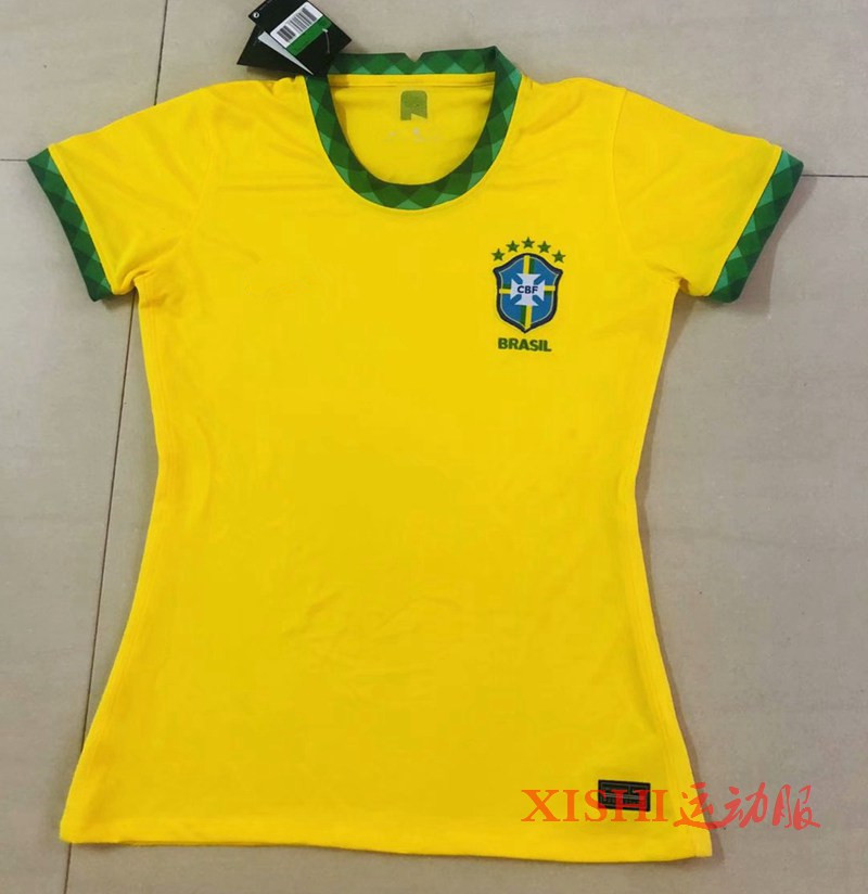 เสื้อแข่งฟุตบอลหญิงทีมชาติบราซิลชุดเหย้า 2021