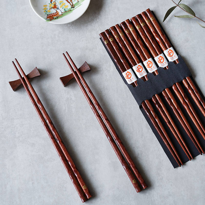 ตะเกียบ ตะเกียบเกาหลี ตะเกียบไม้ ตะเกียบญี่ปุ่น Reusable Wooden Chopsticks Set with Case 5 Pairs Chinese Korean Japanese Portable Chopsticks Gift Set Dishwasher Safe