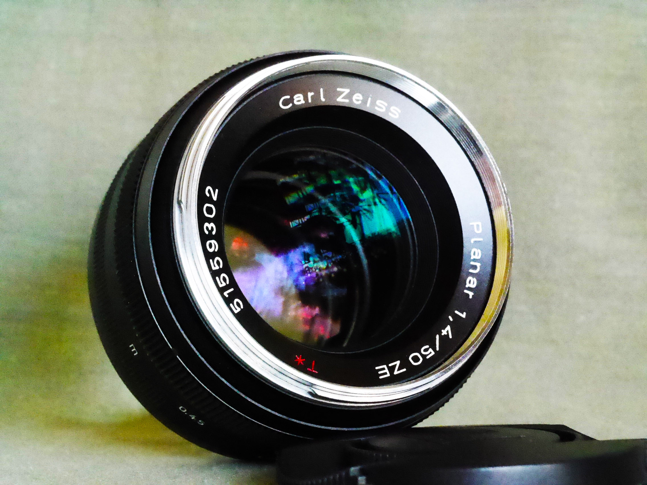 Carl Zeiss Planar T* 50mm F/1.4 ZE Lens for Canon #46628G42