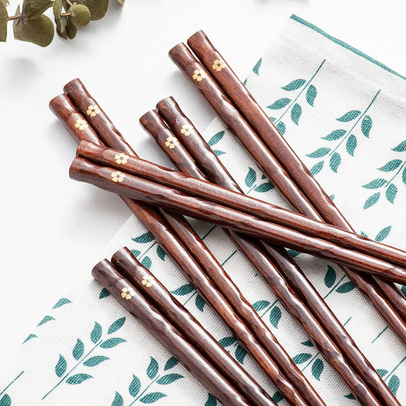 ตะเกียบ ตะเกียบเกาหลี ตะเกียบไม้ ตะเกียบญี่ปุ่น Japanese Natural Wood Chopsticks Set Reusable Chopsticks 5 Pairs Gift Box Set Chinese Korean Chopsticks