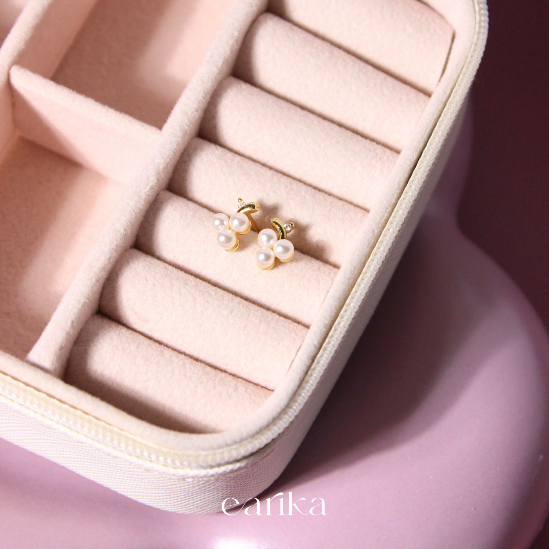 earika.earrings - mini pearl grape ต่างหูแป้นทับรูปองุ่น มี 2 สี เงิน ...