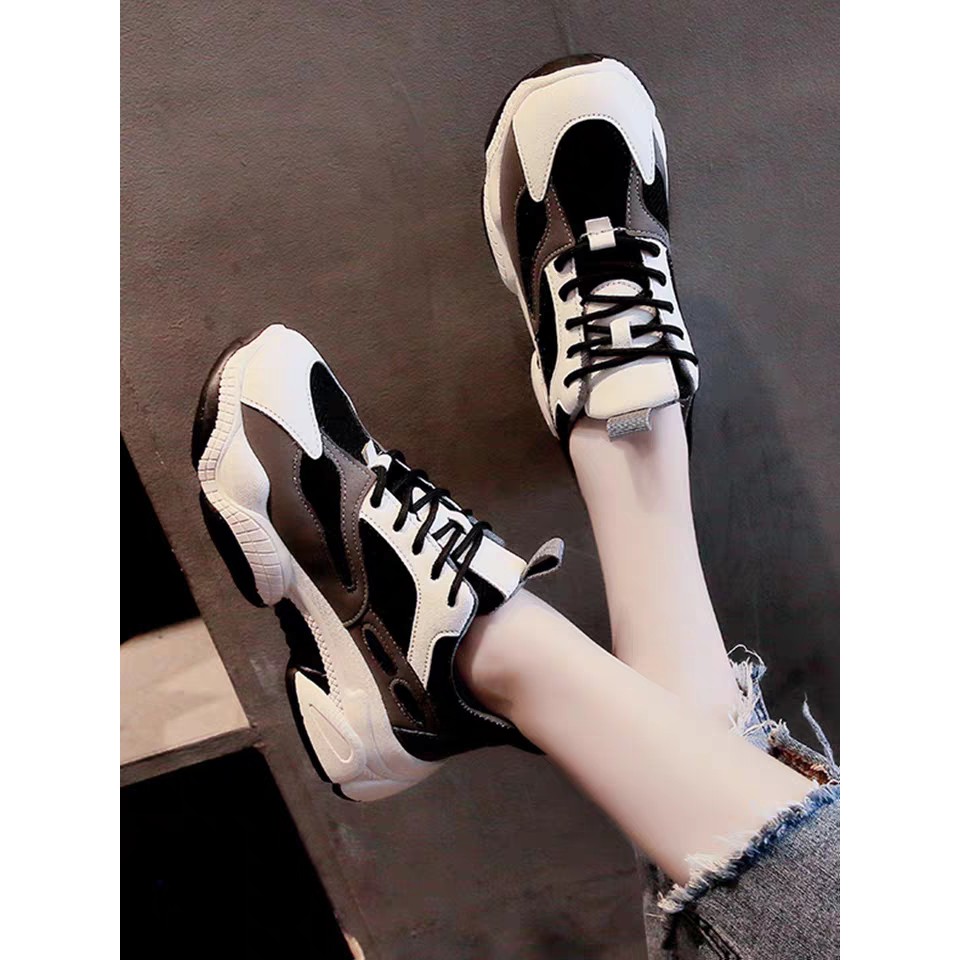 พร้อมส่ง️ รองเท้าแฟชั่นรุ่นนี้น่ารัก รองเท้าเรืองแสง งานเกาหลีใส่สวยมาก รุ่น-Q06