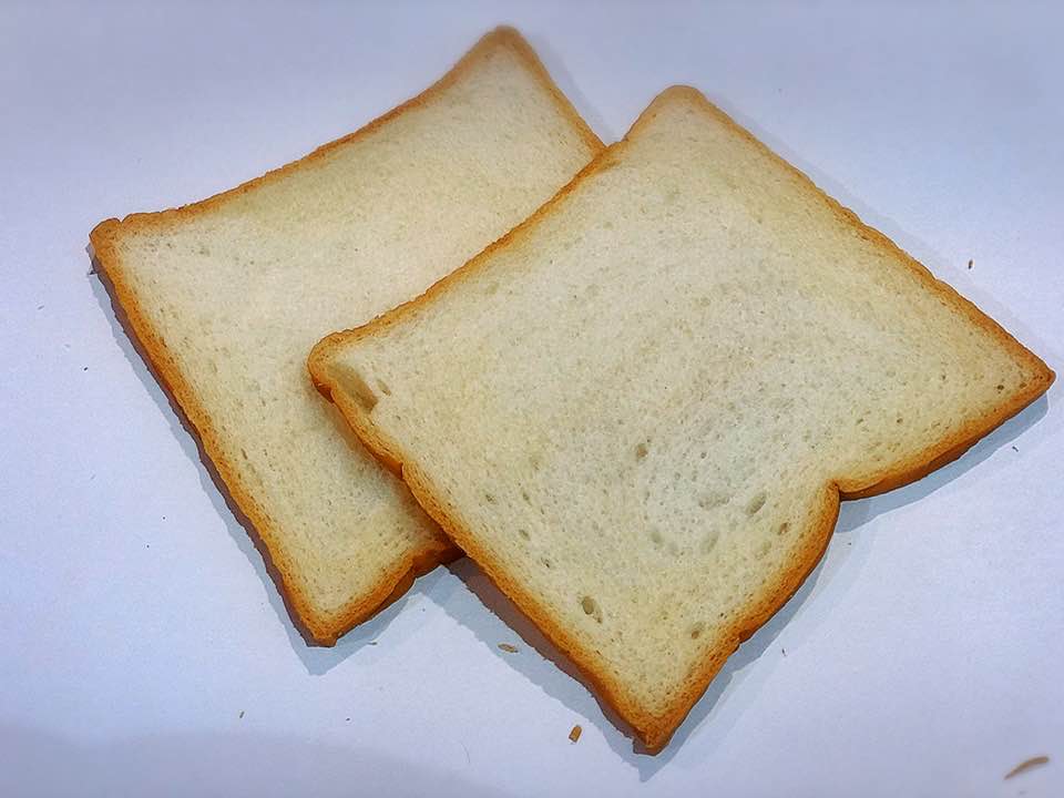 ขนมปังแผ่น ขนมปังปอนด์ ขนมปังแบบสี่เหลี่ยมสำหรับทำขนมปังกรอบ ปังกรอบเนย ปังเนยหนึบ ขนมปังแผ่นบาง สไลด์มาพอดีสำหรับทำขนมปังกรอบ ขนาดความหนา 5 มิล ขนาด 1 pack ขนมปังกรอบแผ่น ขนมปังสไลด์พร้อมใช้งาน