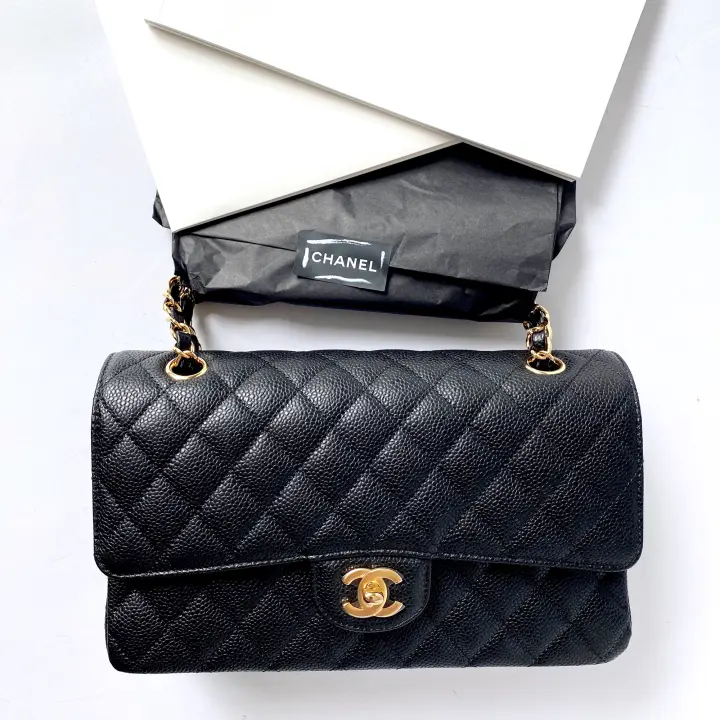 chanel classic 10