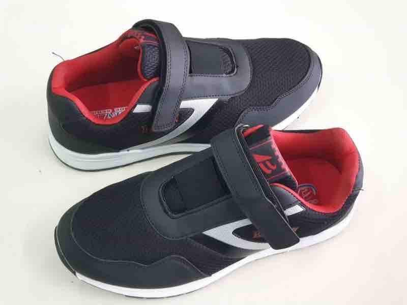 **งานสั่งทำพิเศษ**รองเท้าผ้าใบหัวเหล็ก แบบแปะตีนตุ๊กแก น้ำหนักเบา ใส่สบาย ราคา 450 บาท