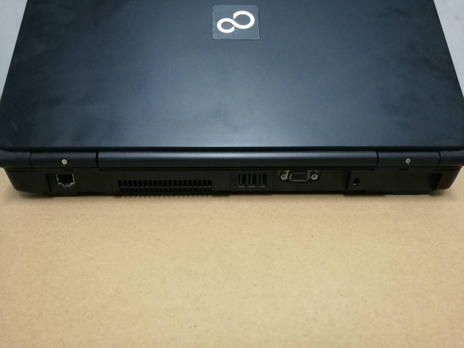 โน๊ตบุ๊คมือสอง Notebook Fujitsu Core i3 M350(2.27GHz)RAM 4GB / HDD 