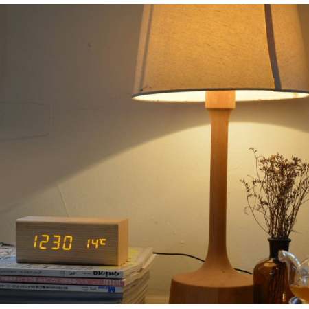 Cassablu นาฬิกาตั้งโต๊ะ นาฬิกาปลุก นาฬิกาลายไม้ นาฬิกาดิจิตอล Wood Clock new step asia