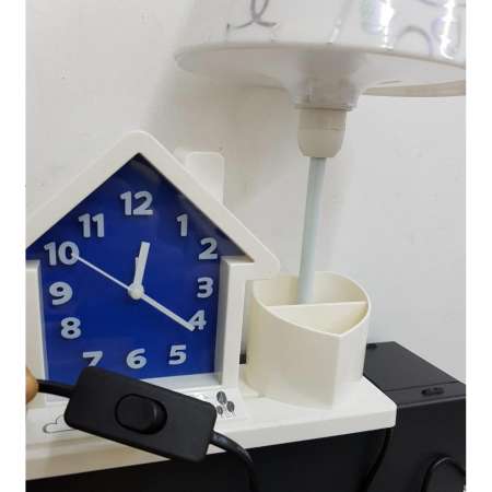 HL357 โคมไฟหัวเตียง  นาฬิกาปลุก  ตั้งโต๊ะ พร้อมที่วางปากกา