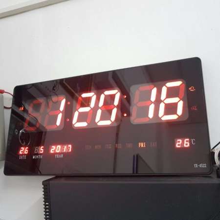 นาฬิกา LED Digital ติดผนังขนาด ใหญ่มาก 18นิ้ว เหมาะสำหรับบ้านสำนักงาน โรงยิม หอประชุม  บอกเวลา/วันที่/อุณหภูมิ ตั้งปลุกได้  ใฃ้ไฟบ้าน YX-4522/4622