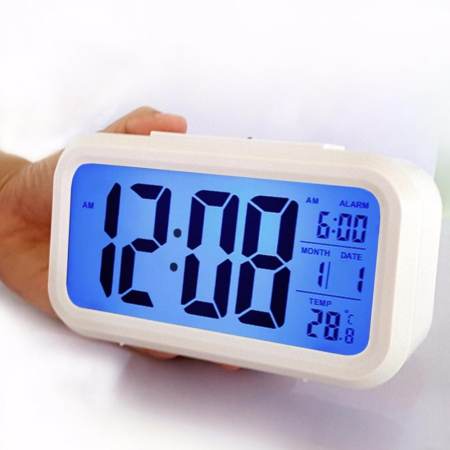 กำลังหา นาฬิกาปลุกตั้งโต๊ะตัวใหญ่ จอเรืองแสง(สีขาว)พร้อมถ่าน AAA 3 ก้อน ขายสินค้าราคาถูก