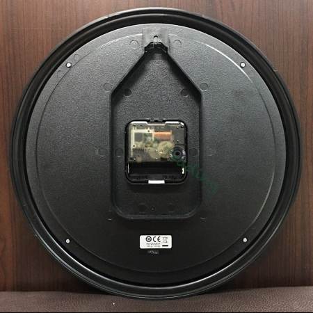 SEIKO นาฬิกาแขวนผนัง ขอบพลาสติกสีเงิน สลับดำ รุ่น QXA261K