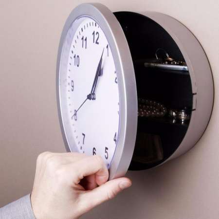 Wall Clock นาฬิกาแขวนผนังพร้อมที่ตู้เซฟใส่ของ (สีเงิน)