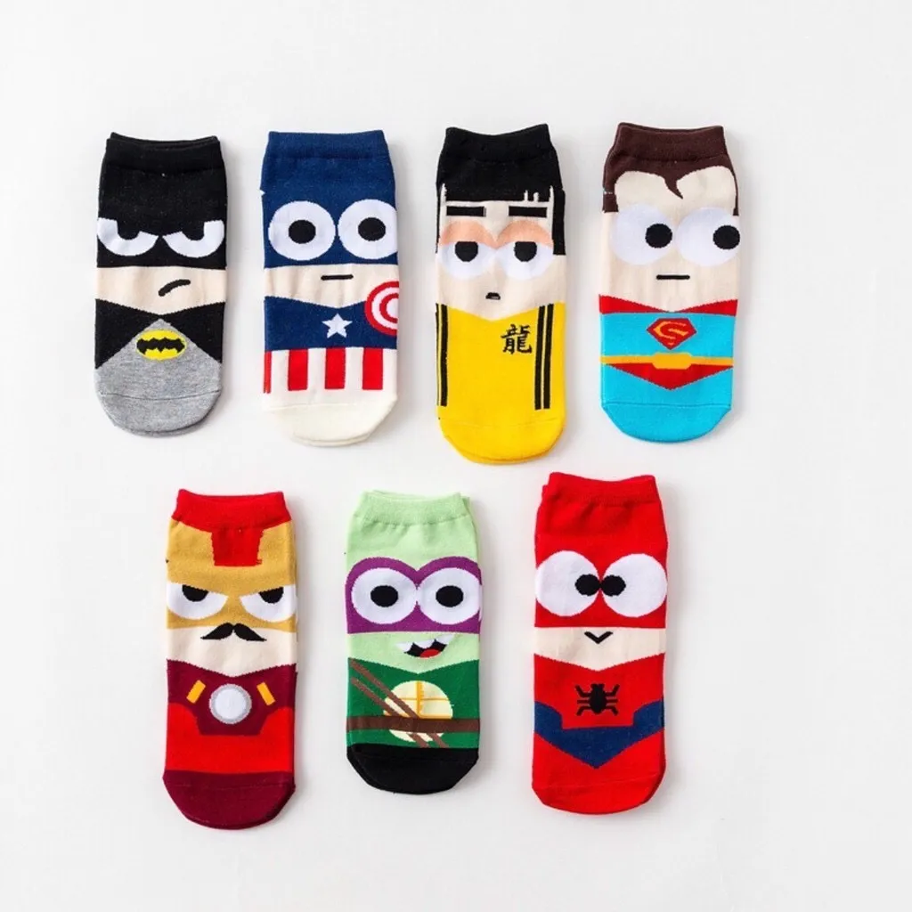 Marvel Socks ถุงเท้าผู้ชาย Spider-Man Captain America Made in Korea ถุงเท้า ถุงเท้าผ้าฝ้ายลายการ์ตูน