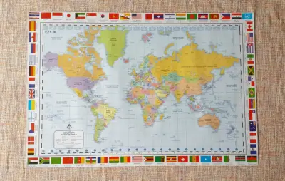 โปสเตอร์เพื่อการศึกษา แผนที่โลก MAP OF THE WORLD ขอบธง