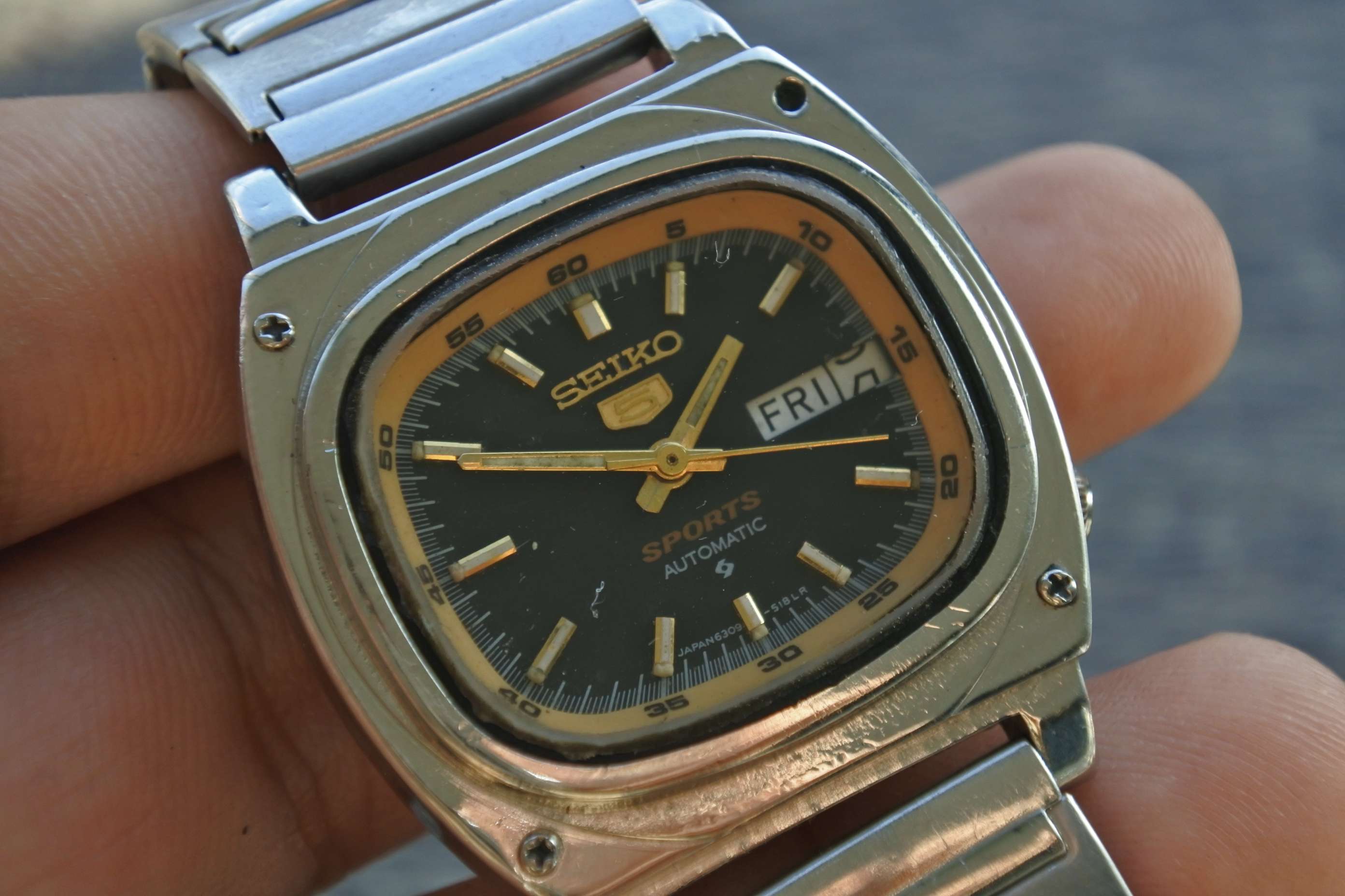 นาฬิกา Seiko 5 6319 720CVintage ผู้ชาย สายสแตนเลส แท้มือสองญี่ปุ่น ระบบ Automatic หน้าปัด 36mm เสีย ต้องล้างเครื่อง