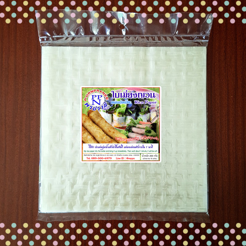 ใบเมี่ยงญวน พรปรานี แผ่นเหลี่ยม ขนาด 22 ซม. 200 ก. (แผ่นปอเปี๊ยะญวน แผ่นปอเปี๊ยะเวียดนาม แผ่นแหนมเนือง Vietnamese Rice Paper)