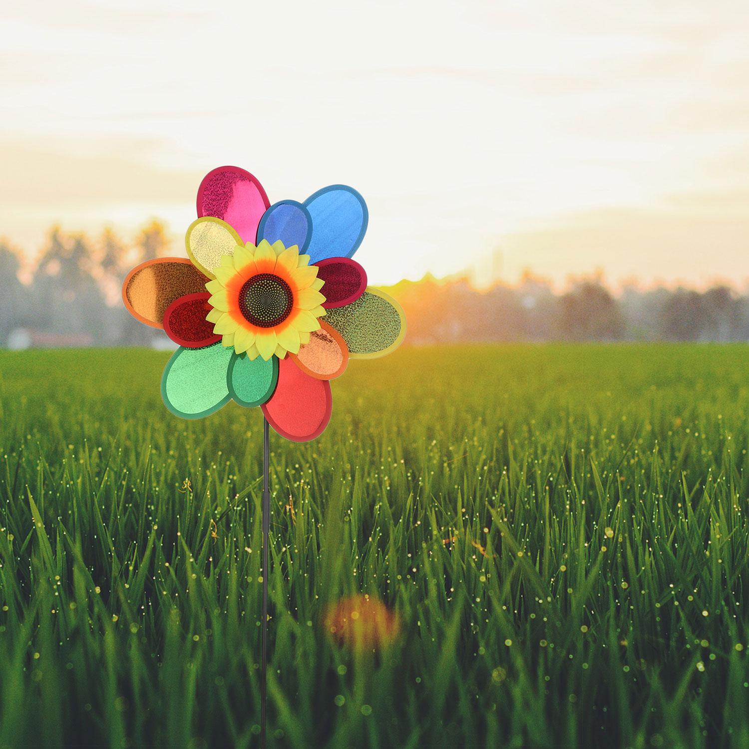 มนุษย์แฟชั่นลมล้อกังหันเด็กเล่น Sunflower ตกแต่งสองชั้น Wind Spinner ระย้าตกแต่งไม้หลา Pinwheels