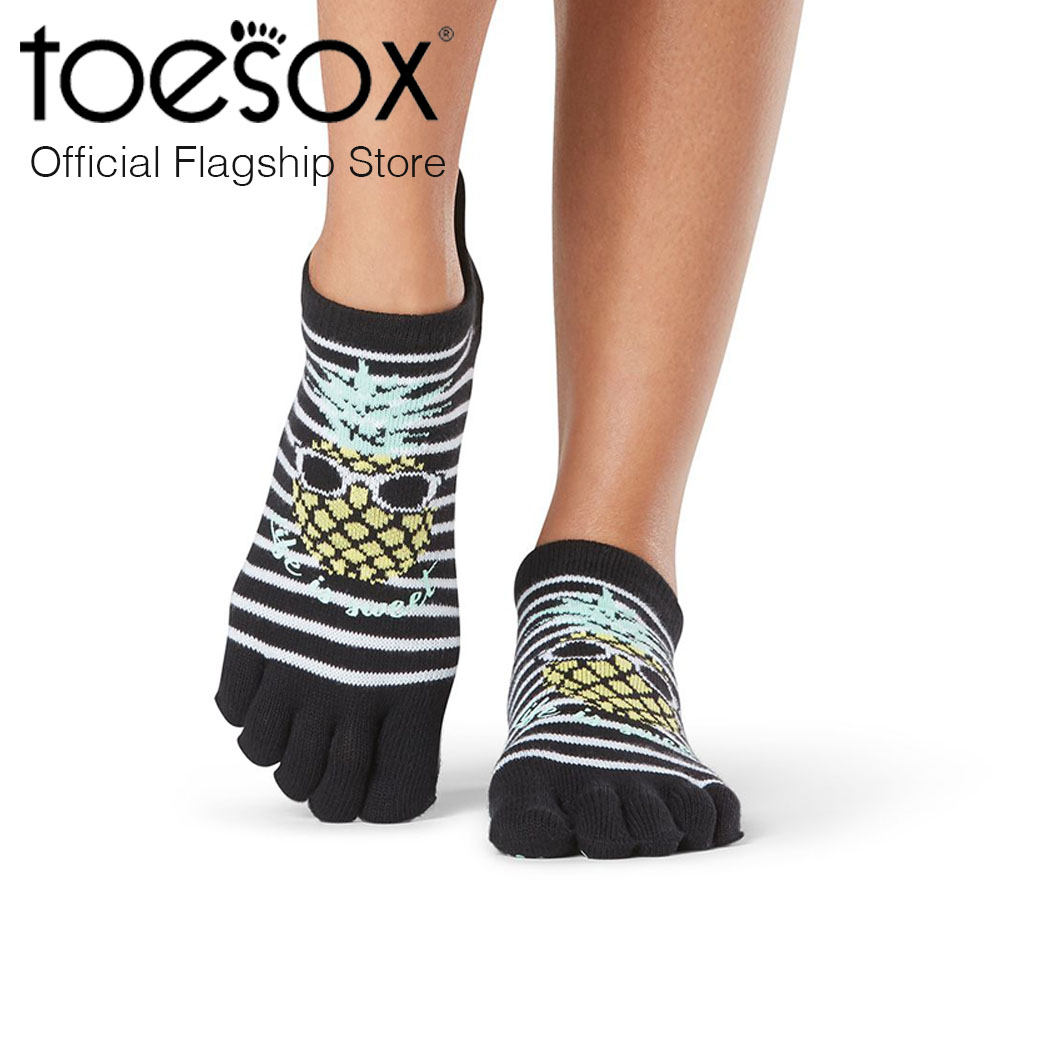 ToeSox โทซอคส์ ถุงเท้ากันลื่น ปิดนิ้วเท้า รุ่น Low Rise