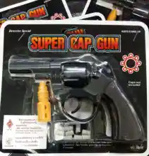 ภาพขนาดย่อของภาพหน้าปกสินค้าปืนของเล่น ปืนแก๊ป 8 นัด สีดำ super cap gun รุ่น จากร้าน jpmstore บน Lazada ภาพที่ 1