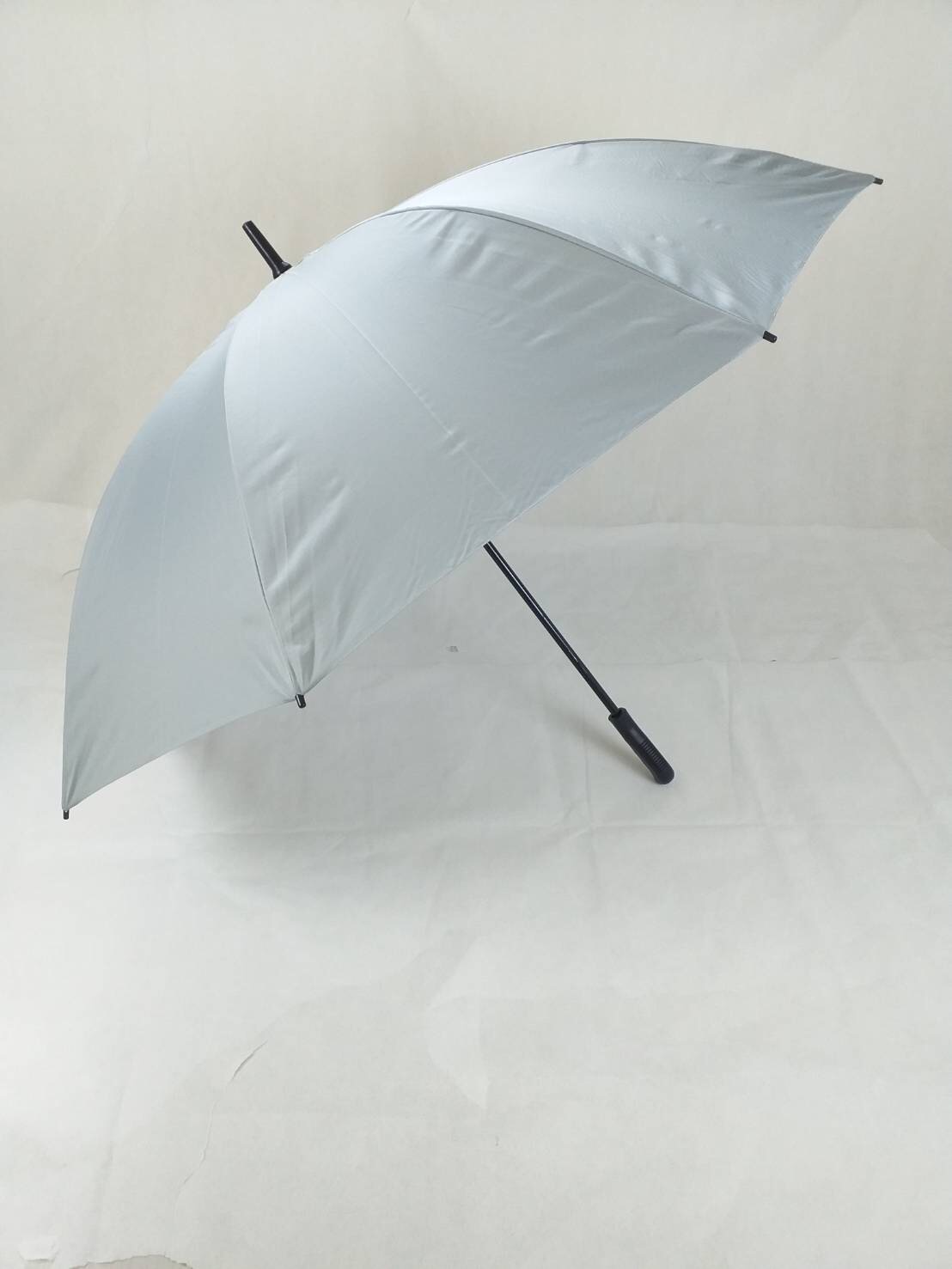 ร่มกอล์ฟ ร่ม 30นิ้ว มือกาง แกนเหล็ก ผ้าสีพื้น ด้ามตรง ร่มกันแดด กันน้ำ ผลิตในไทย golf umbrella  รหัส 30143-1