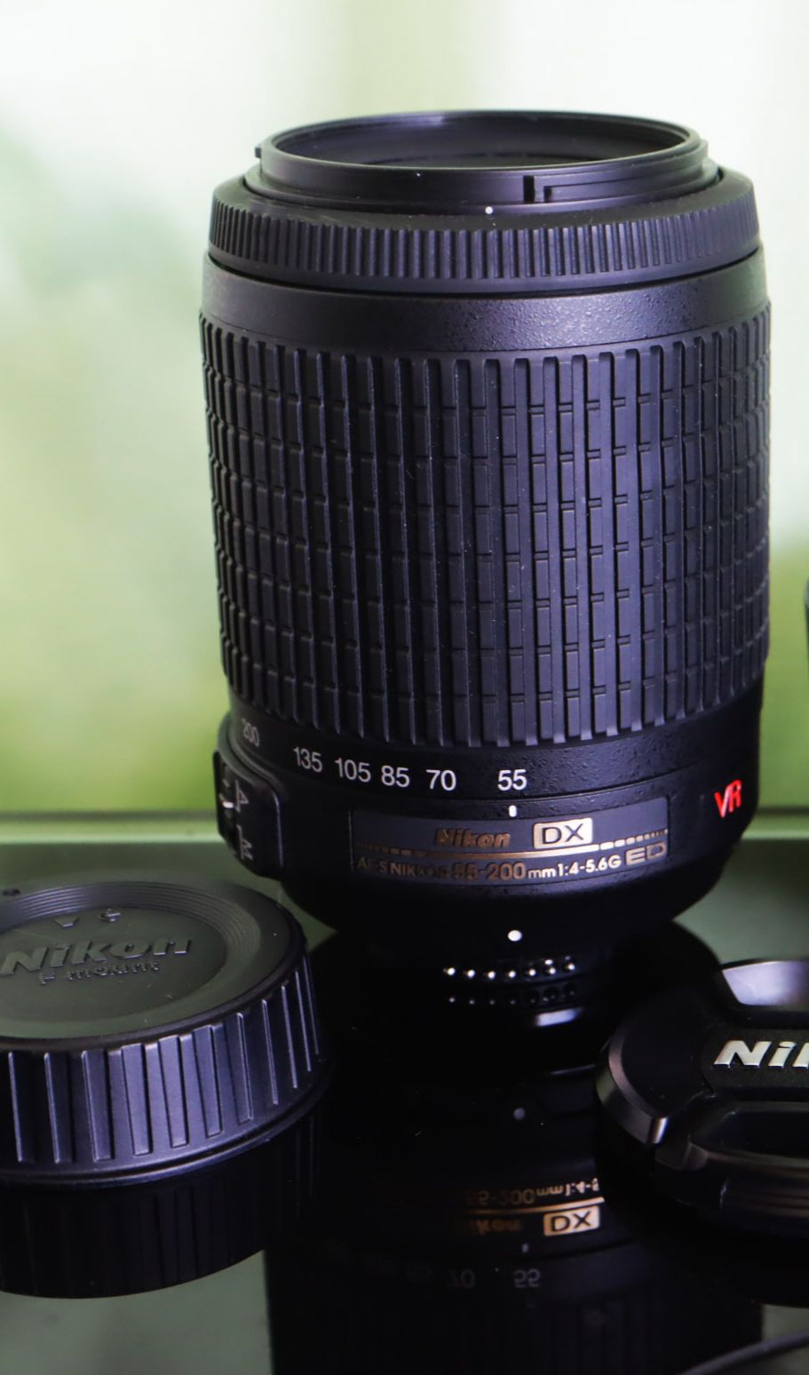 Nikon 55-200mm AF-S DX VR Zoom-Nikkor 55-200 มม. f/4-5.6G IF-ED