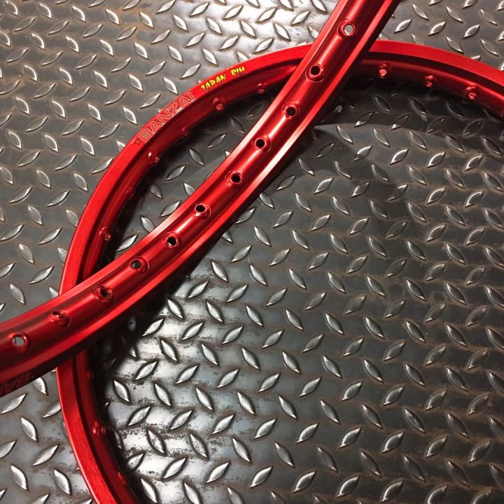 วงล้อ /BANZAI 140-17 สีแดง (ขอบเรียบ) ซื้อที่ไหนดี