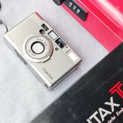 Contax Tix sliver APS Film Camera
