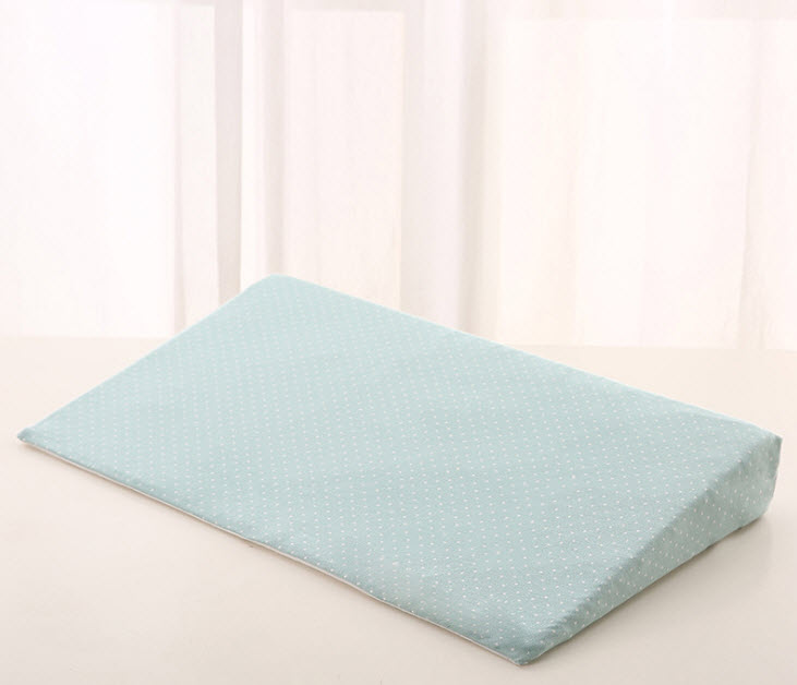 ราคา หมอนกันกรดไหลย้อนในทารก หมอนกันแหวะนม (งานส่งออกญี่ปุ่น) Sleeping pillow for baby แบรนด์ Sandesica
