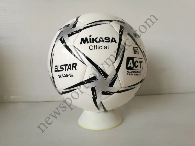 ภาพสินค้าฟุตบอลหนังเย็บ MIKASA รุ่น SE509 จากร้าน newsport_olympic บน Lazada ภาพที่ 3