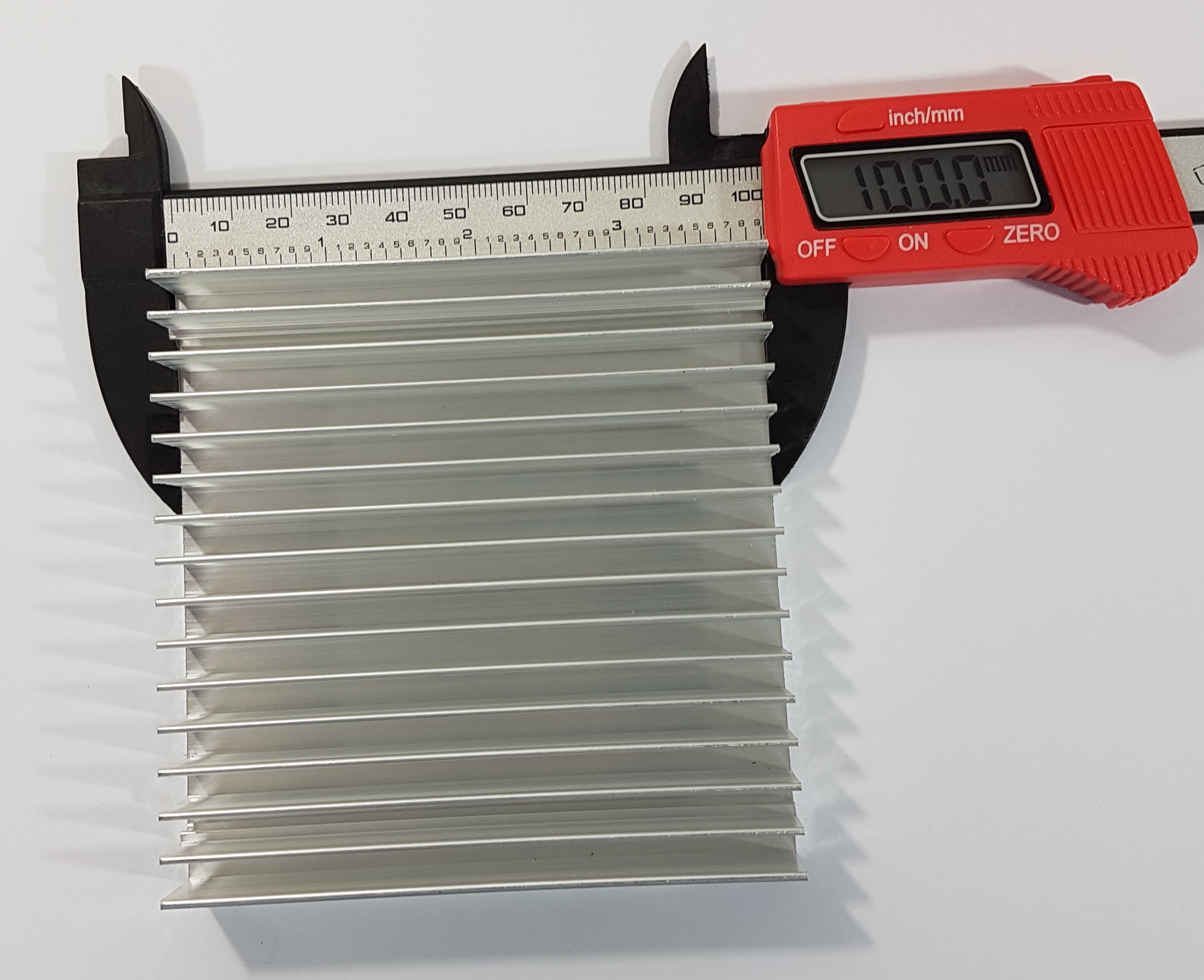 Heat sink 100x100x18mm heat sink aluminum ยาว 100mm กว้าง 100mm สูง