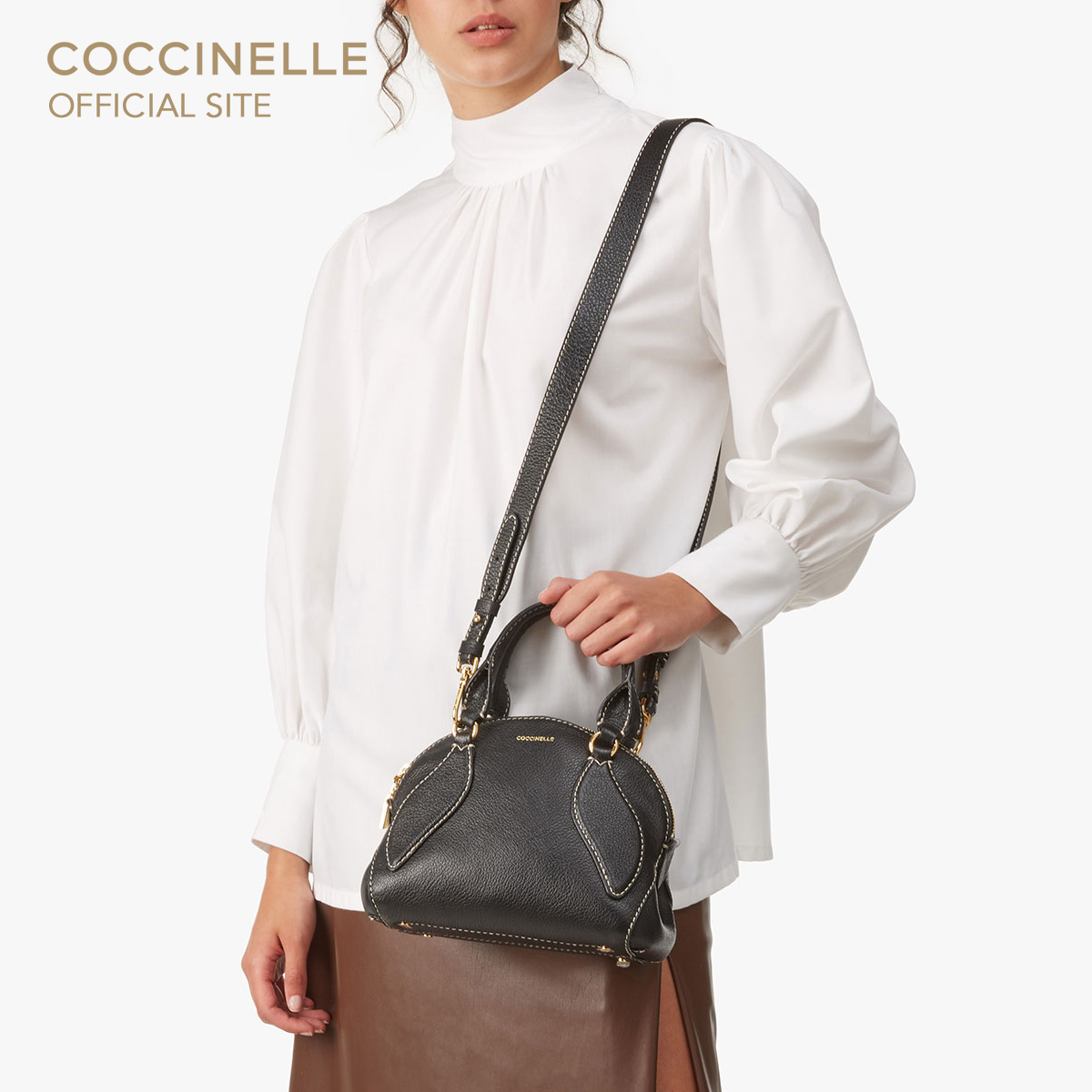 Sac à Main Coccinelle Colette En Cuir Beige Amande - Neuf Avec étiquettes, Modèle E1