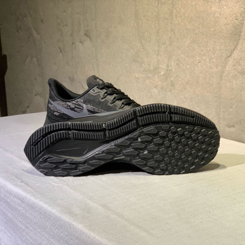 nike air zoom pegasus 37 pantip