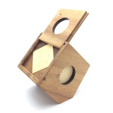 Ama-Wood ของเล่นไม้ Cube Box (Cube Box Wooden Puzzle)